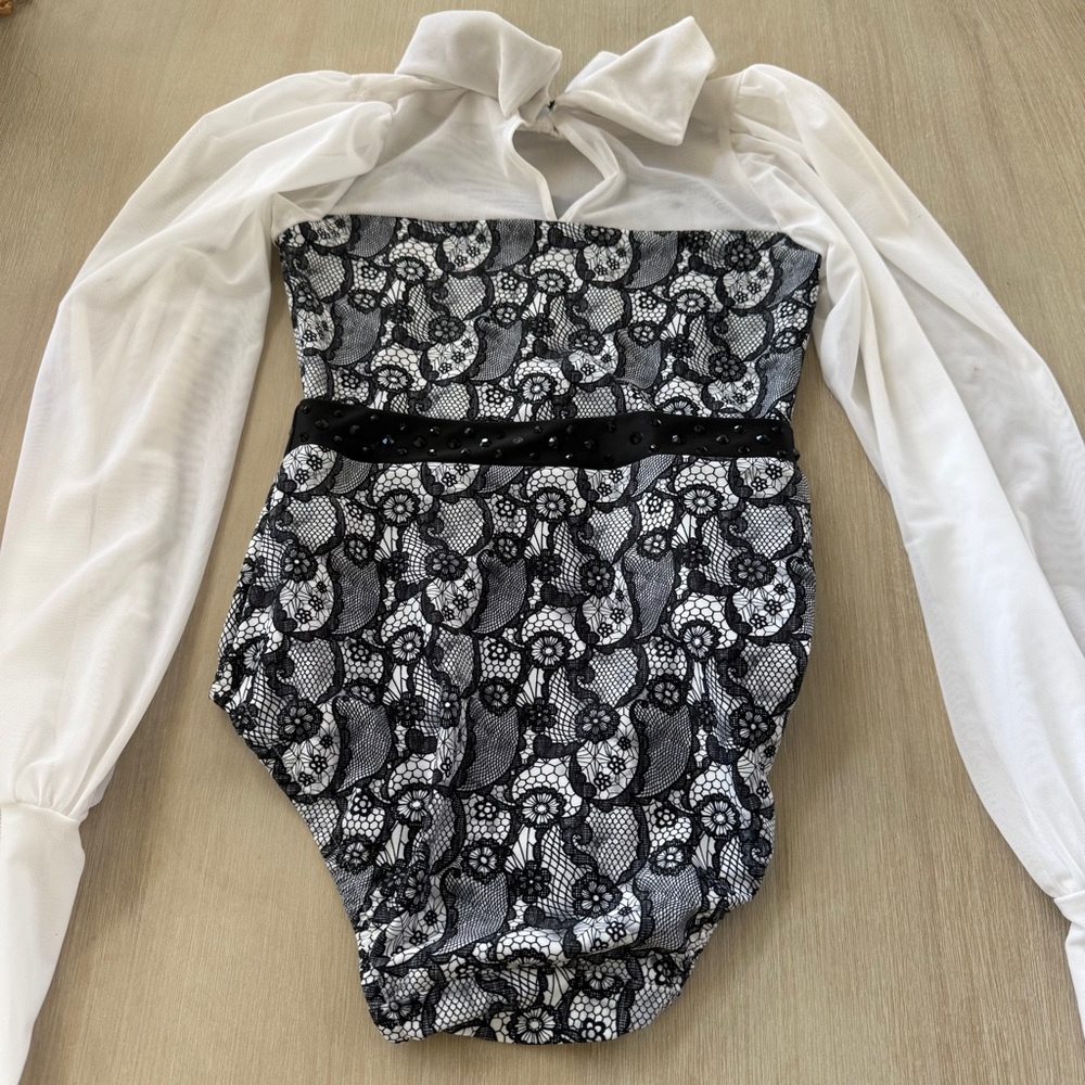 Custom Dance Solo Contemporary Lace Tie Size 9/10